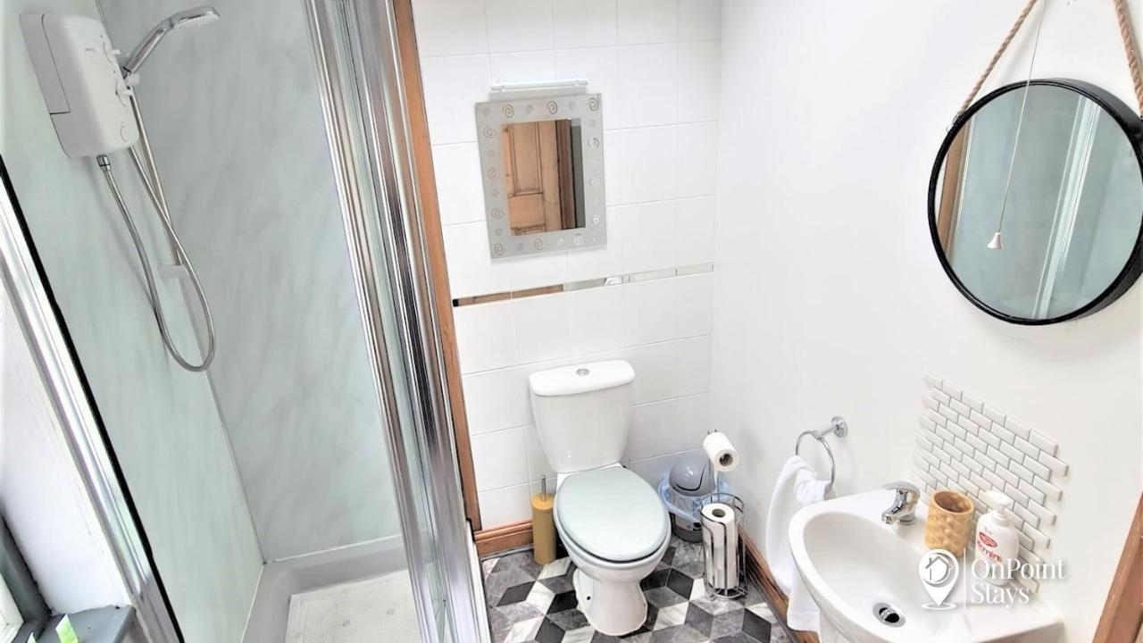 Lovely Spacious 5 Bedroom Home Near Chester City Centre Buitenkant foto