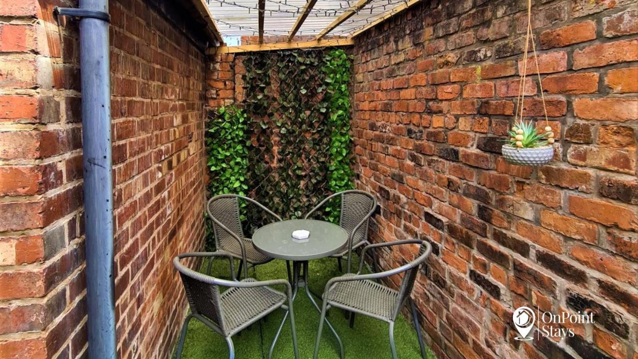 Lovely Spacious 5 Bedroom Home Near Chester City Centre Buitenkant foto